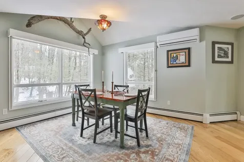 38 Old Manchester Road Amherst NH 03031