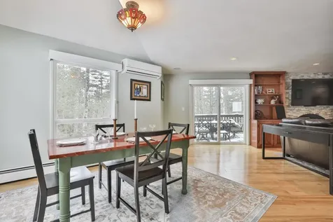 38 Old Manchester Road Amherst NH 03031