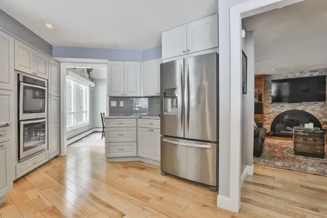 38 Old Manchester Road Amherst NH 03031