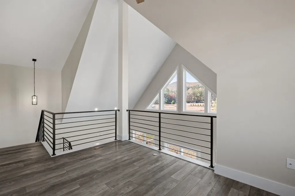 39 Melina's Way Thornton NH 03285