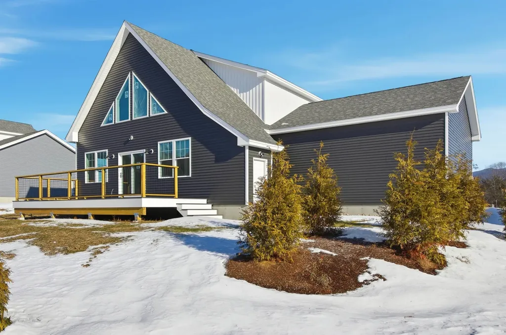 39 Melina's Way Thornton NH 03285