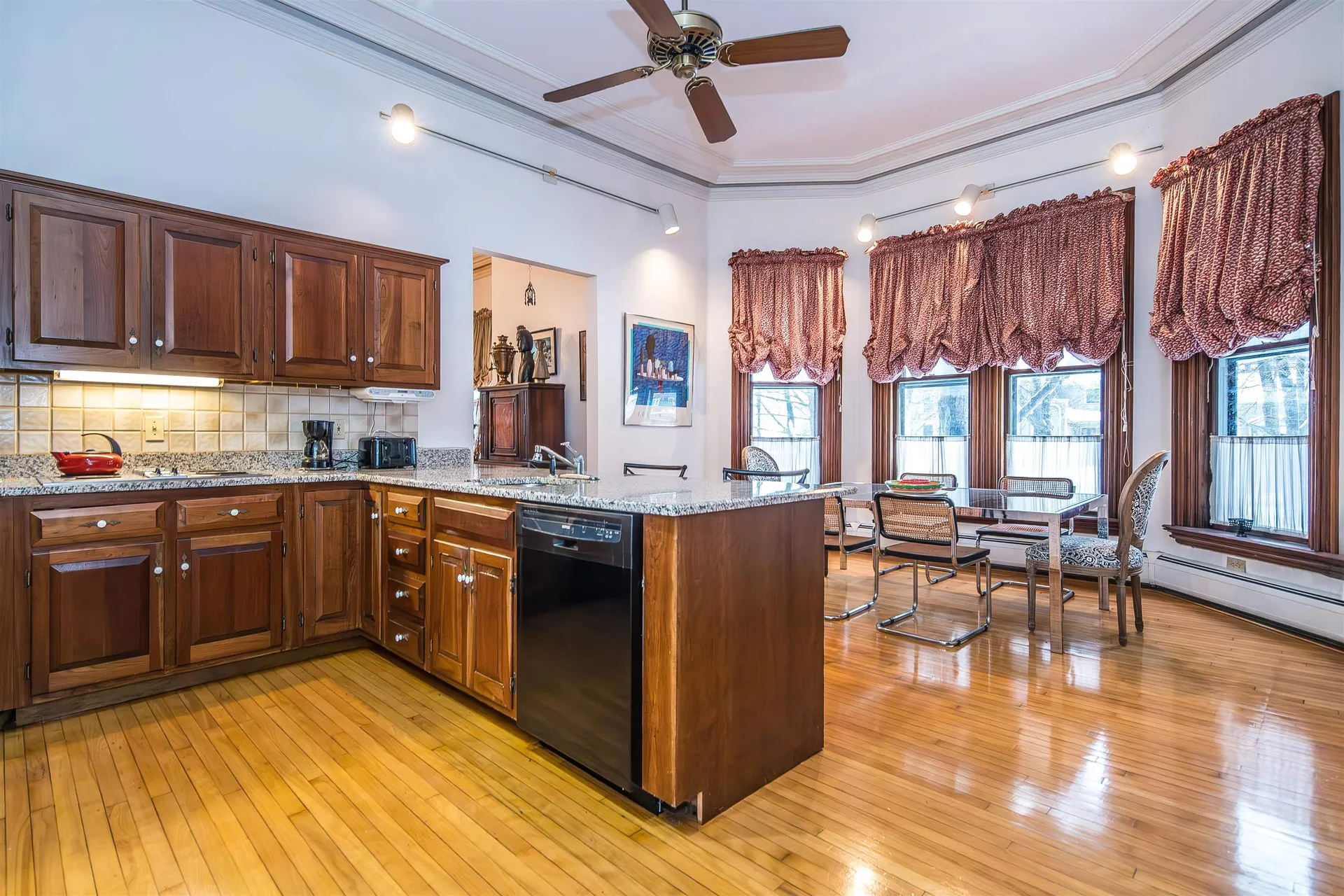 24 South Main Street Rutland City VT 05701