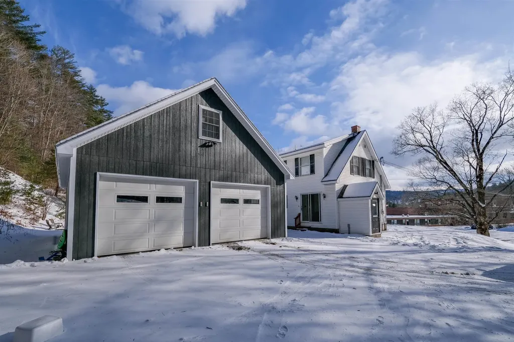 9 Deeplawn Court Ludlow VT 05149