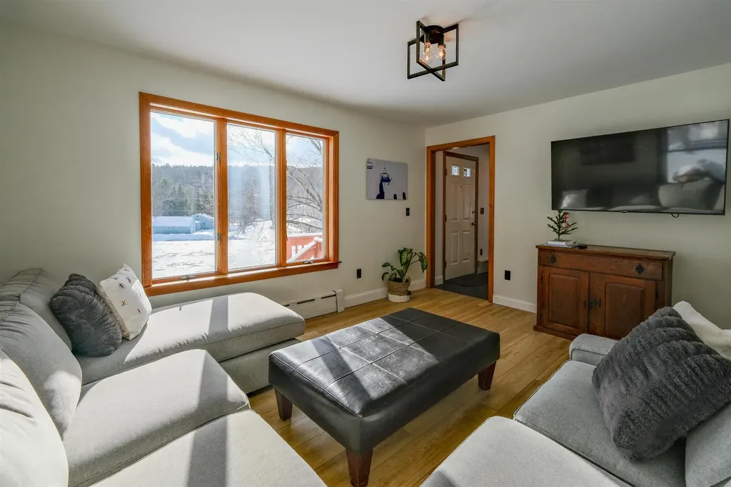 9 Deeplawn Court Ludlow VT 05149