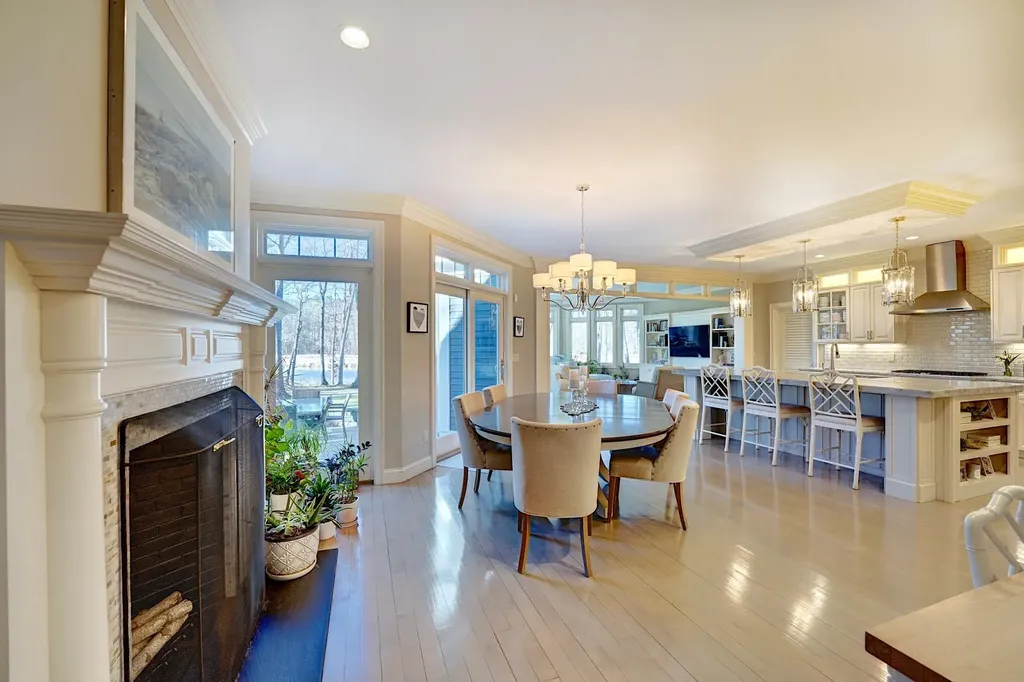 10 Wingate Court Stratham NH 03885