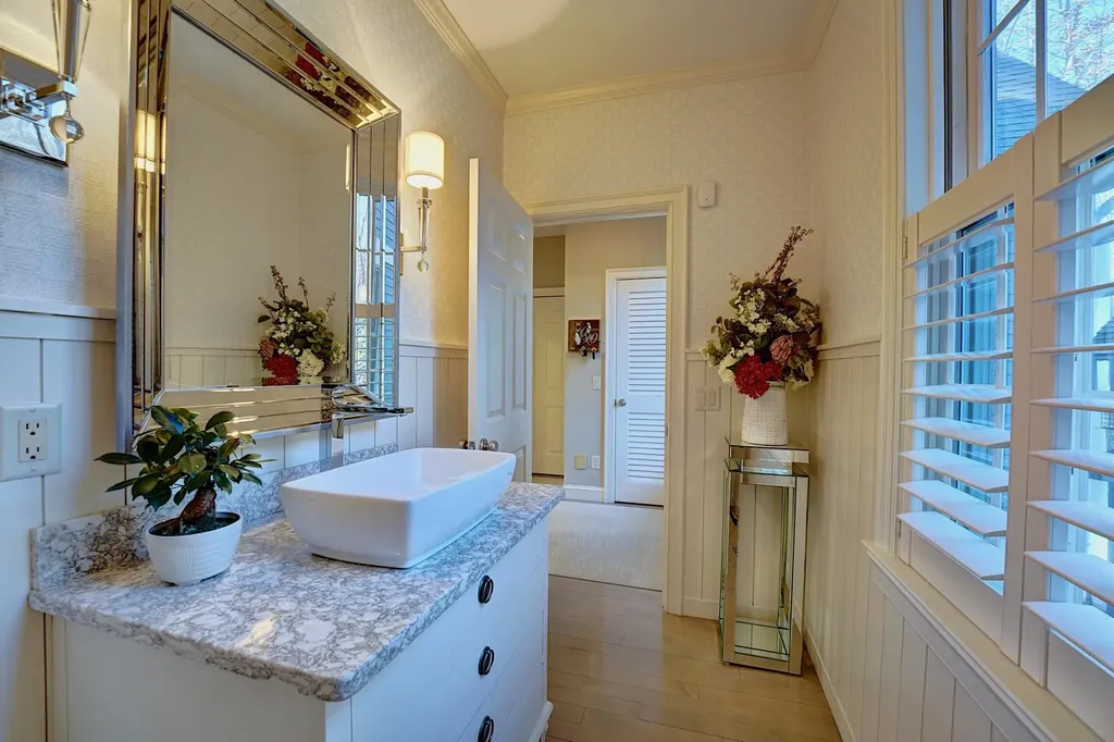 10 Wingate Court Stratham NH 03885