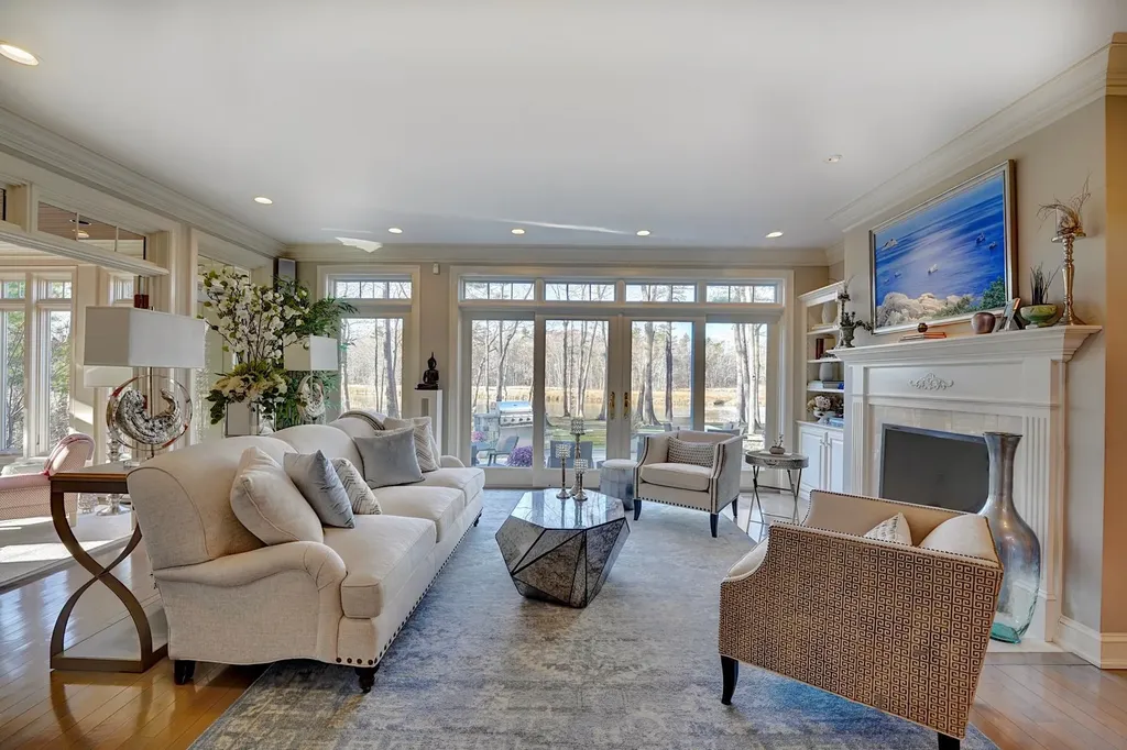 10 Wingate Court Stratham NH 03885