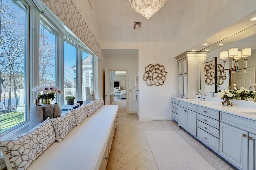 10 Wingate Court Stratham NH 03885