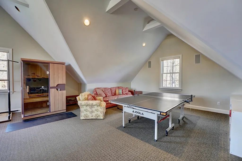 10 Wingate Court Stratham NH 03885