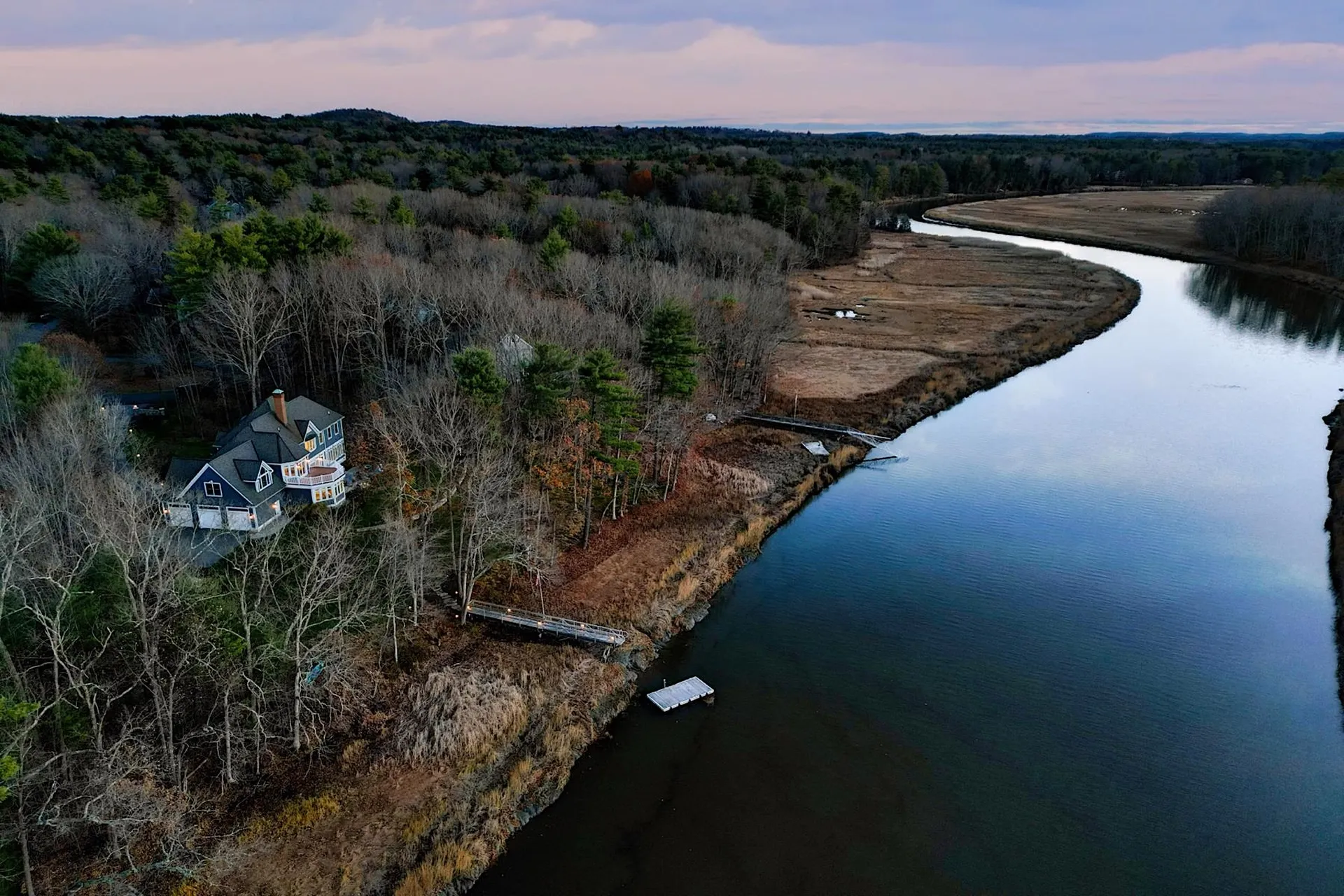 Stratham NH, 10 Wingate Court