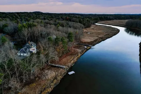 10 Wingate Court Stratham NH 03885