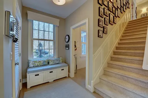 10 Wingate Court Stratham NH 03885