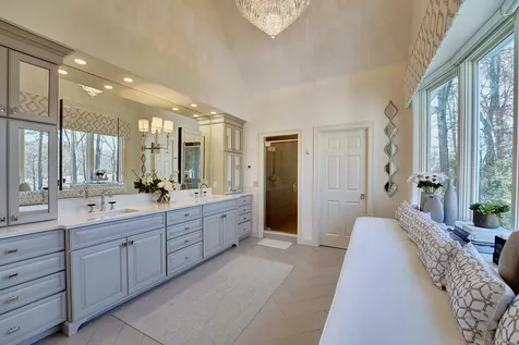 10 Wingate Court Stratham NH 03885