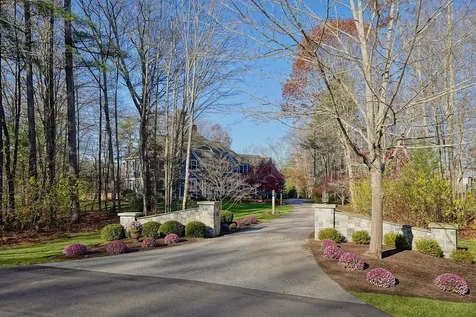 10 Wingate Court Stratham NH 03885