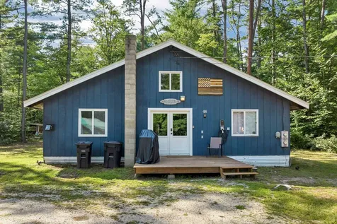 48 South Way Tamworth NH 03886