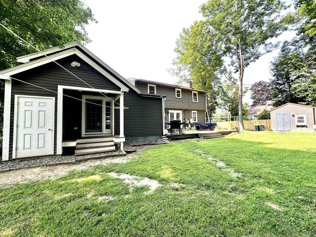 8 Marguerite Street Keene NH 03431