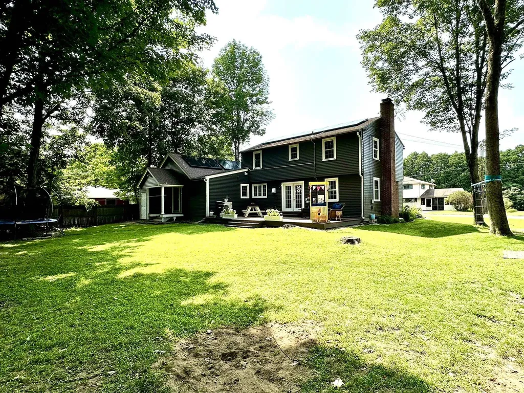 8 Marguerite Street Keene NH 03431