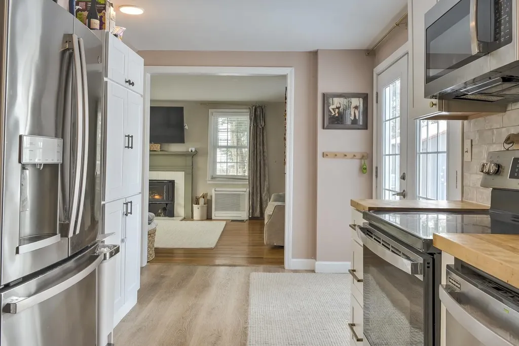 8 Marguerite Street Keene NH 03431