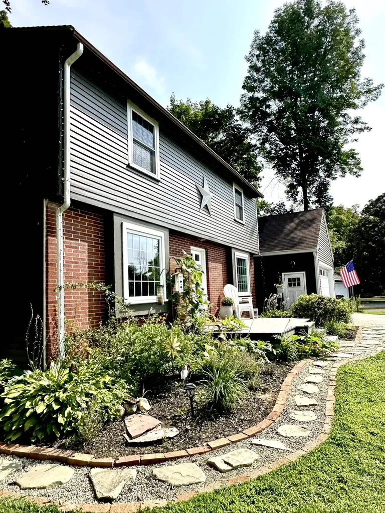 8 Marguerite Street Keene NH 03431