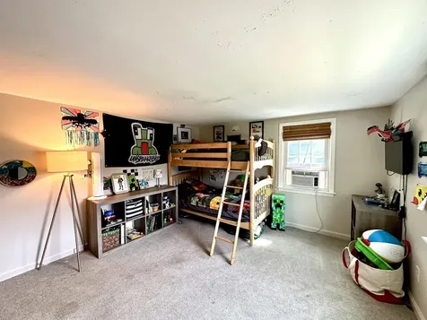 8 Marguerite Street Keene NH 03431