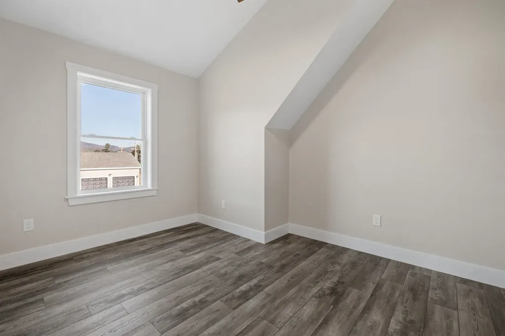 39 Melina's Way Thornton NH 03285