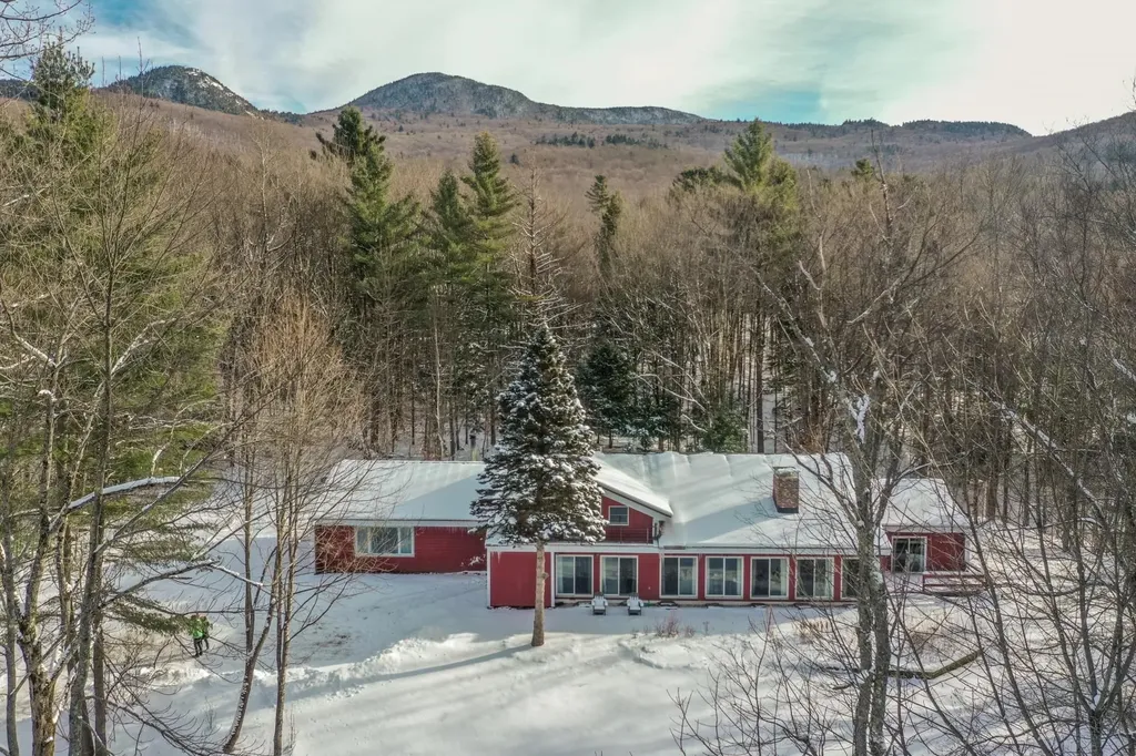 88 Upper Hollow Hill Road Stowe VT 05672