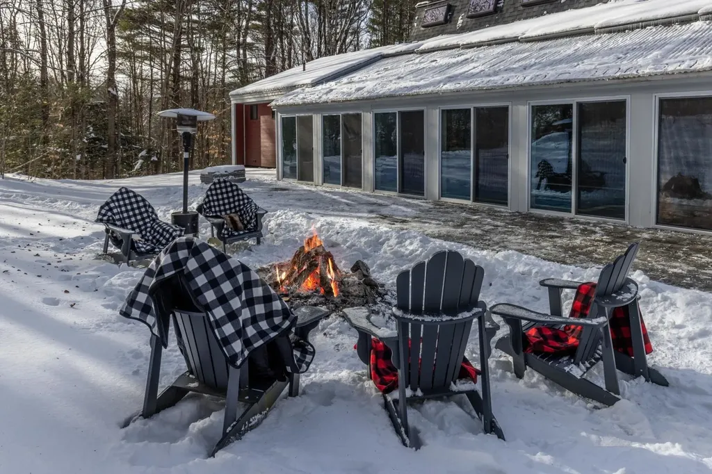 88 Upper Hollow Hill Road Stowe VT 05672