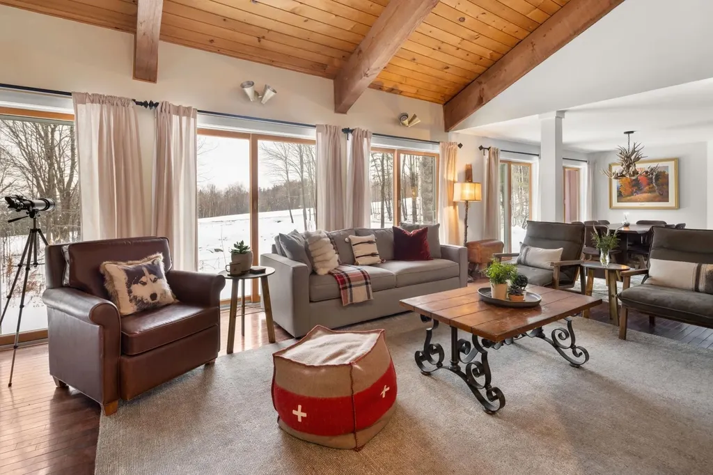 88 Upper Hollow Hill Road Stowe VT 05672