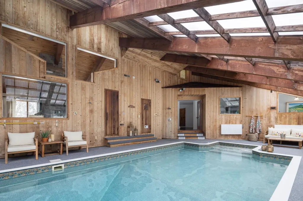 88 Upper Hollow Hill Road Stowe VT 05672