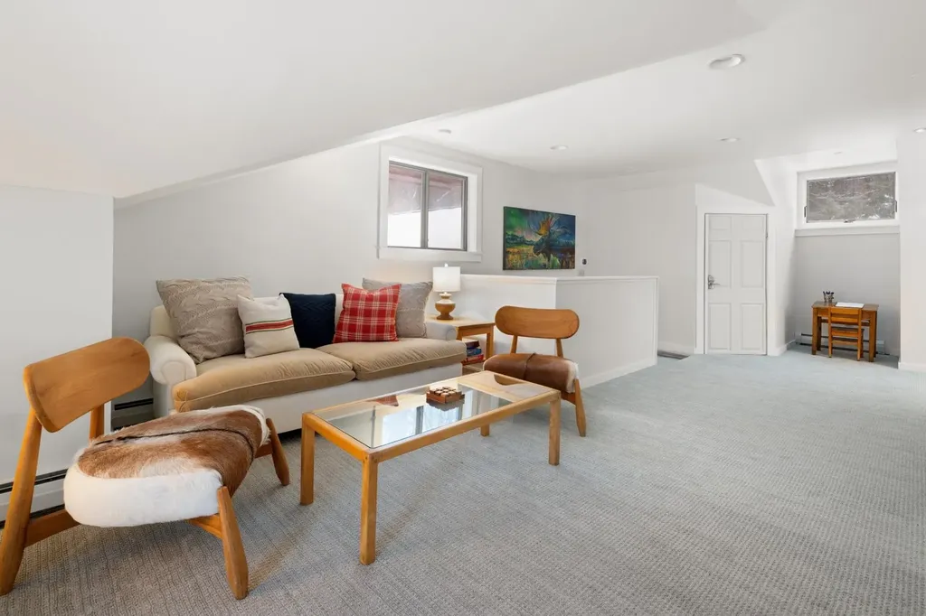 88 Upper Hollow Hill Road Stowe VT 05672