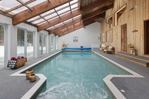 88 Upper Hollow Hill Road Stowe VT 05672