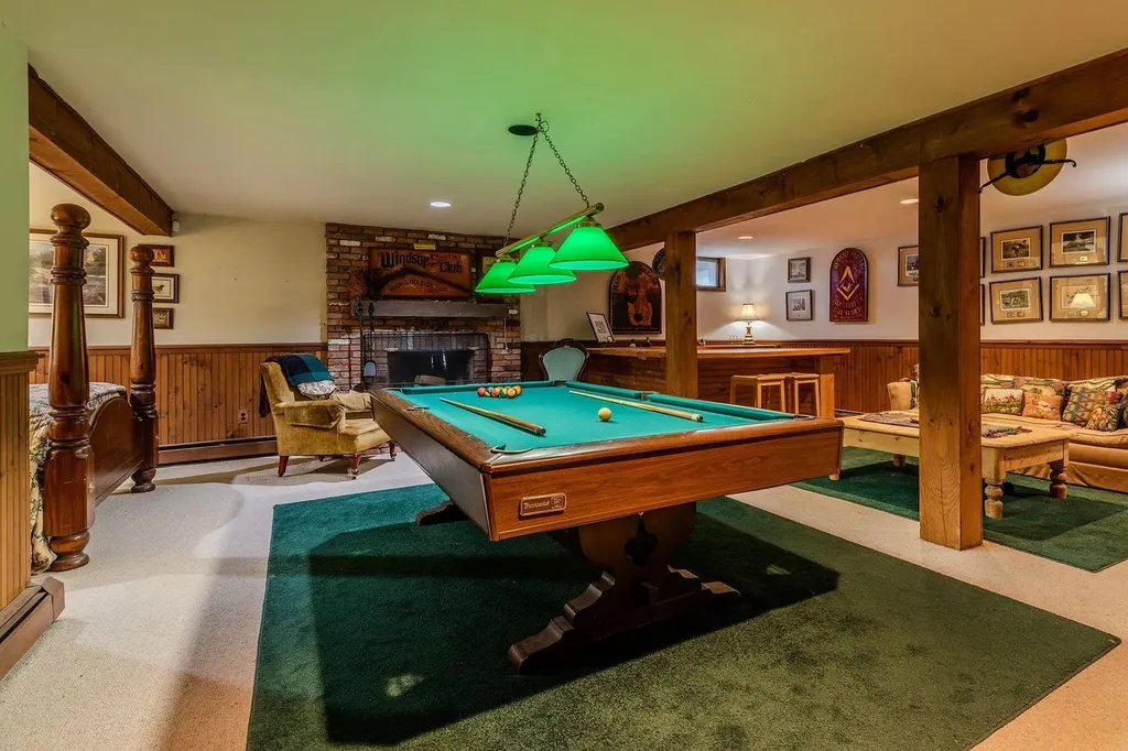 12 Sunny Hill Road Winhall VT 05340