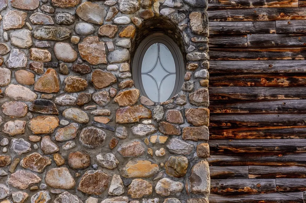 12 Sunny Hill Road Winhall VT 05340