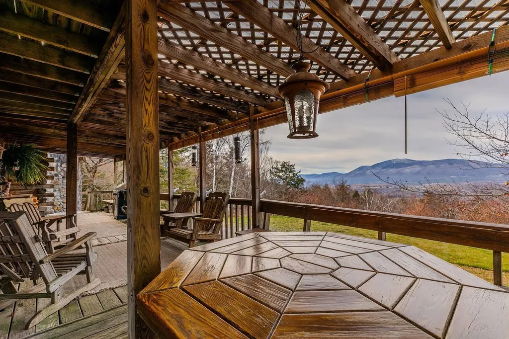 12 Sunny Hill Road Winhall VT 05340