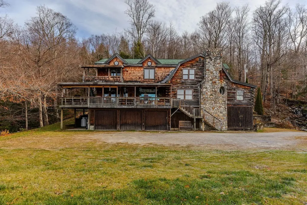 12 Sunny Hill Road Winhall VT 05340