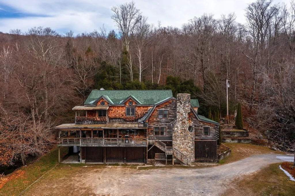 12 Sunny Hill Road Winhall VT 05340