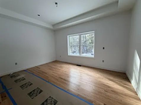 9 Freedom Drive Rochester NH 03867