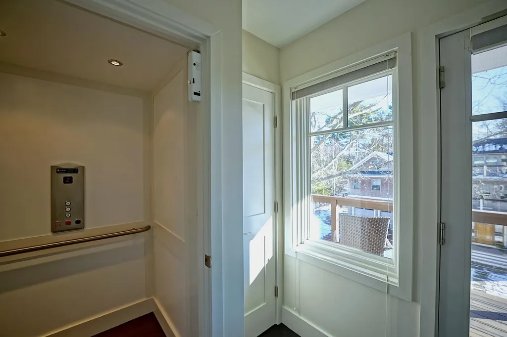 17 Lavenger Lane New Castle NH 03854