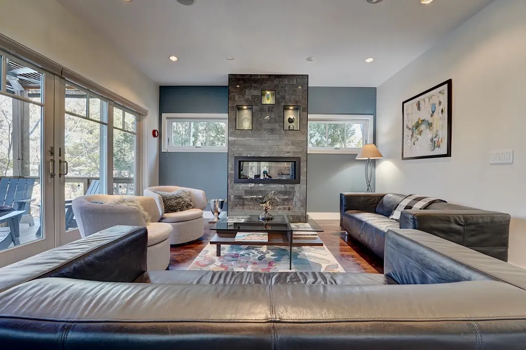 17 Lavenger Lane New Castle NH 03854