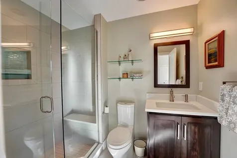 17 Lavenger Lane New Castle NH 03854