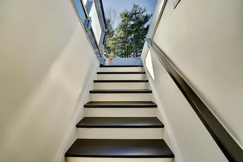 17 Lavenger Lane New Castle NH 03854