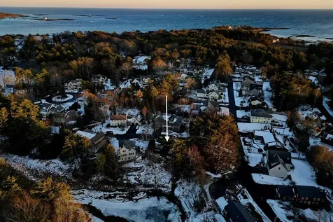 17 Lavenger Lane New Castle NH 03854