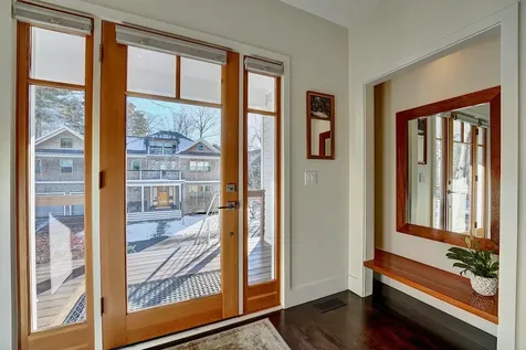 17 Lavenger Lane New Castle NH 03854