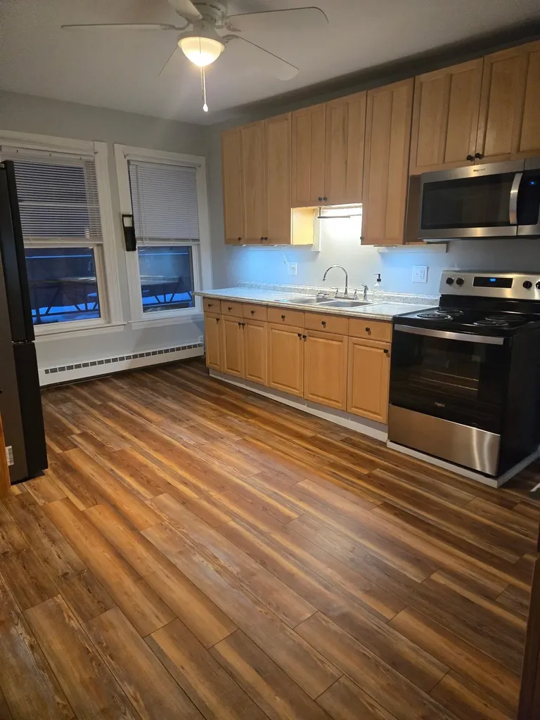 12 Middle Street Lancaster NH 03584