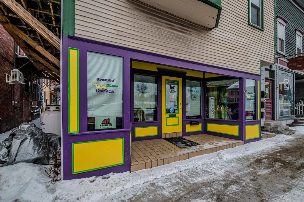 12 Middle Street Lancaster NH 03584