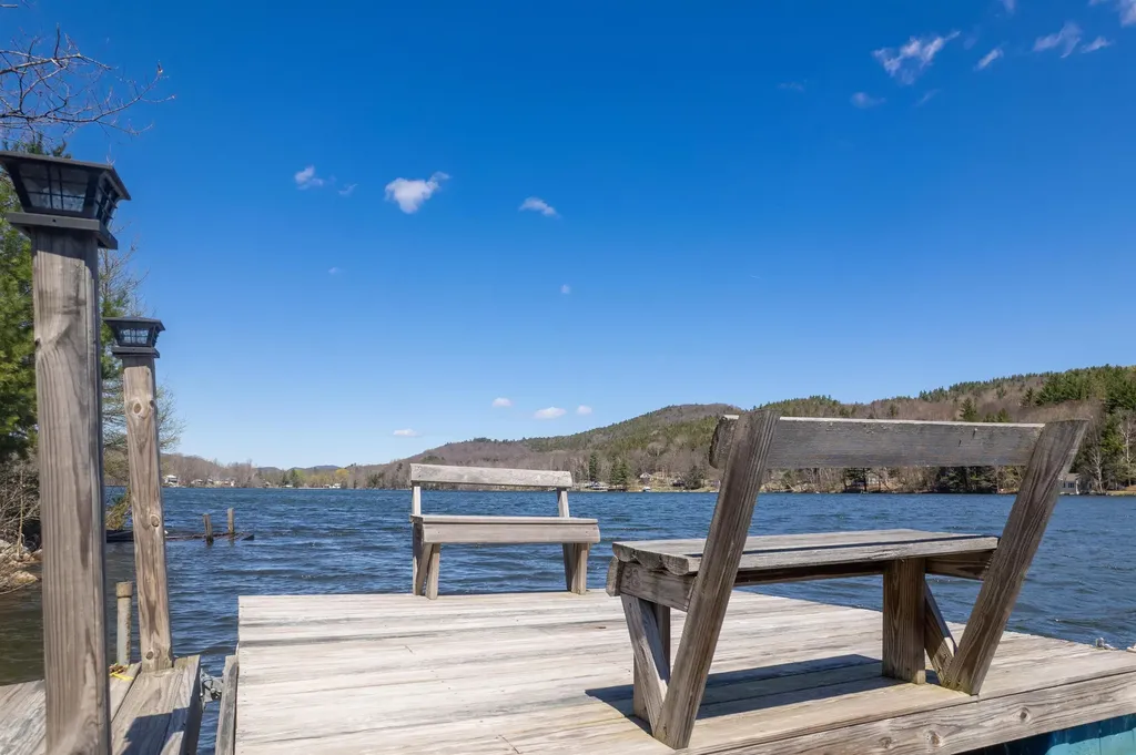 24 West Shore Drive Tinmouth VT 05773