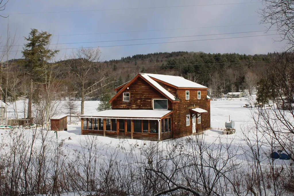 24 West Shore Drive Tinmouth VT 05773