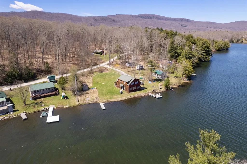 24 West Shore Drive Tinmouth VT 05773