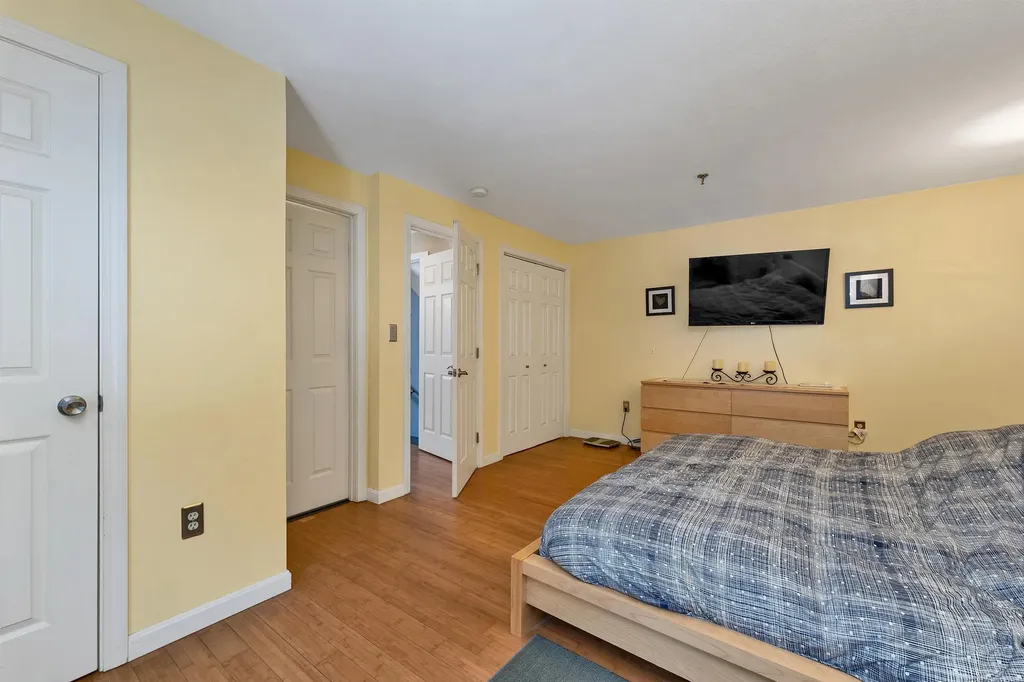 21 Canterbury Crossing Northfield NH 03276