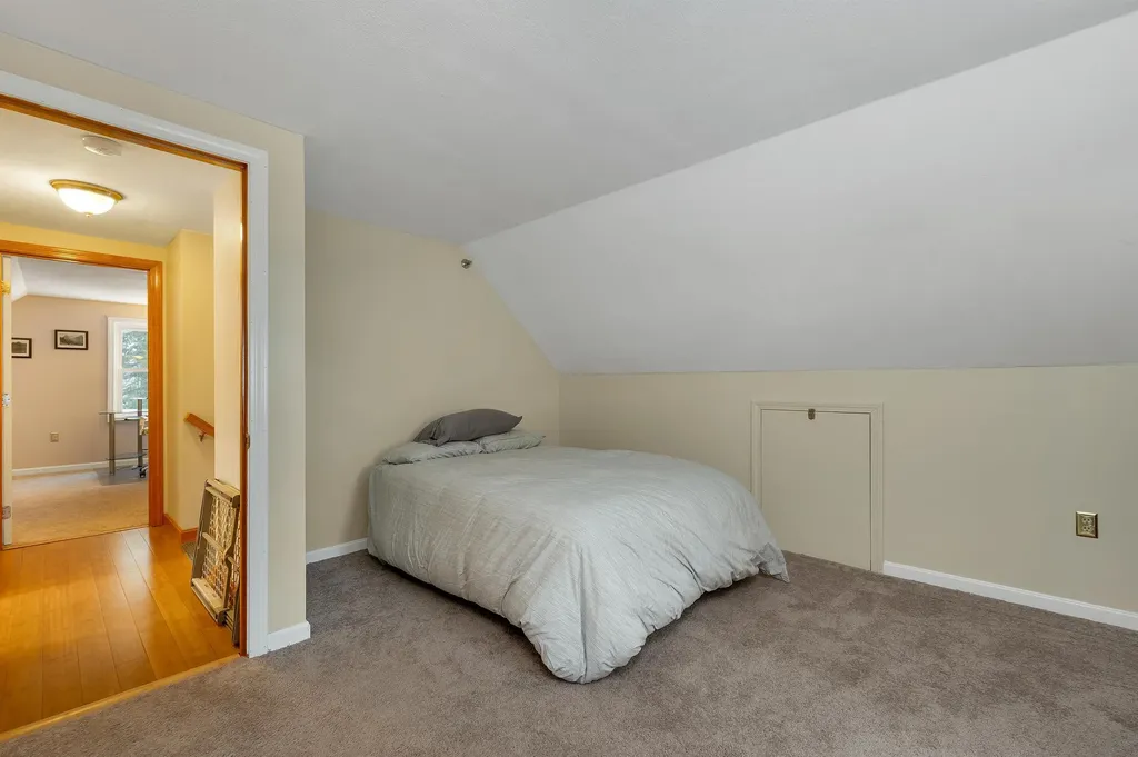 21 Canterbury Crossing Northfield NH 03276